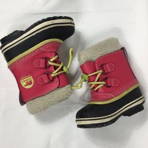Handcrafted SOREL Pink SnowBoots Size: 9 (Toddler)
